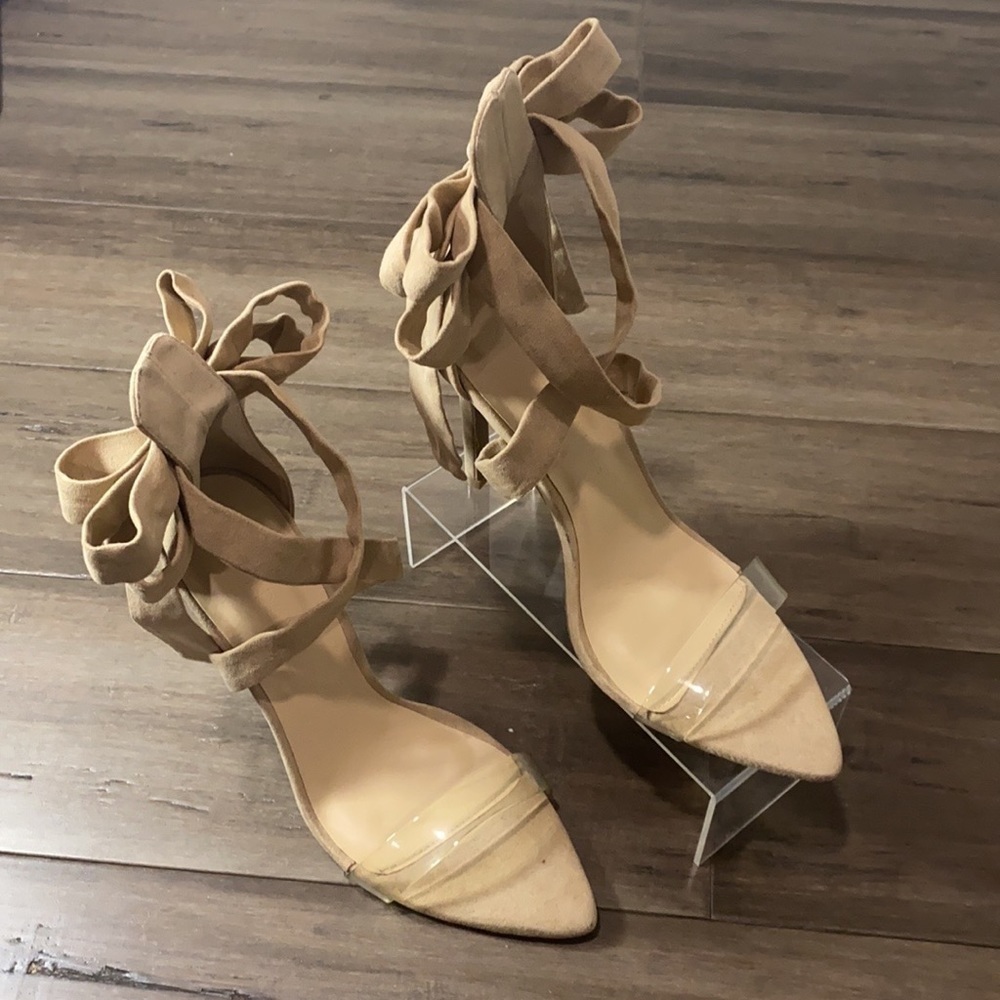 Women’s Ankle Tie Pointed-Toe Heels in Beige